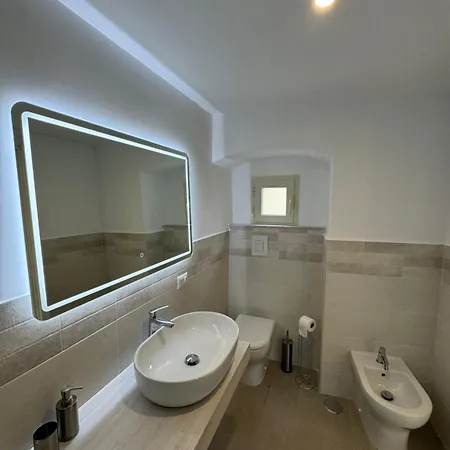 Palazzo Medici A Materdei Apartment *