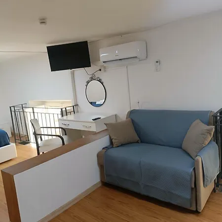 לינה וארוחת בוקר Maison Toledo 210 נאפולי