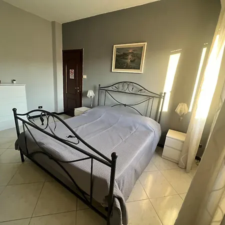 Napoli Rooms * Naples