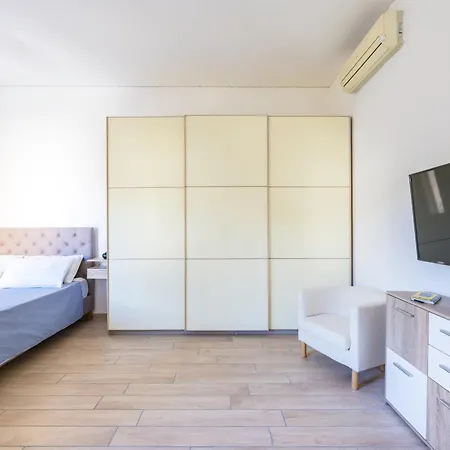 Beverello Apartamento Nápoles