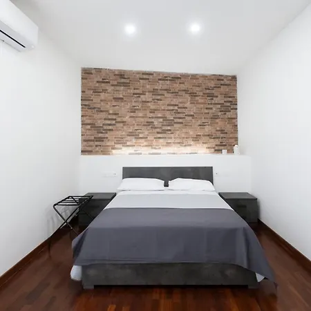Factory Bed & Breakfast Naples