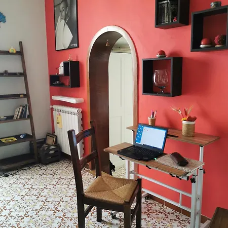 Apartment A Cozy Nest With A Vesuvio View