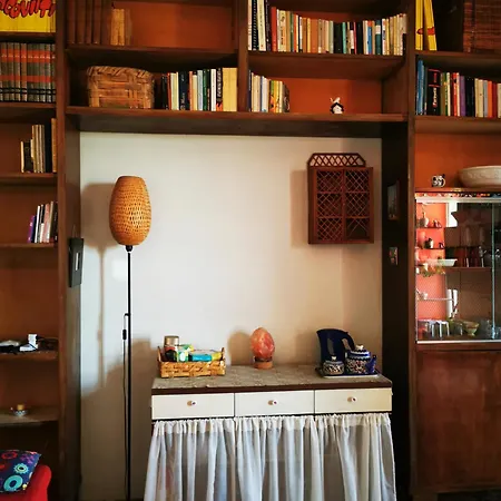 A Cozy Nest With A Vesuvio View Napoli