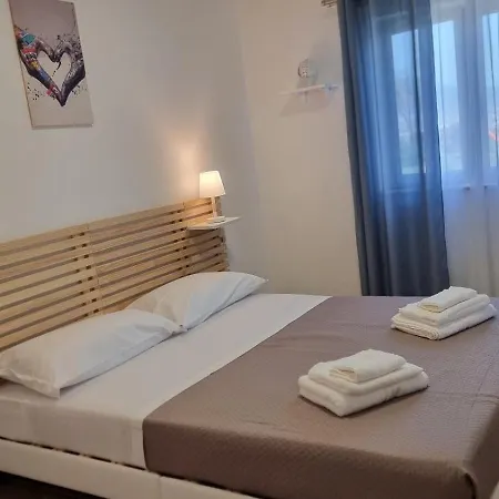 Bed and breakfast Fly Napoli