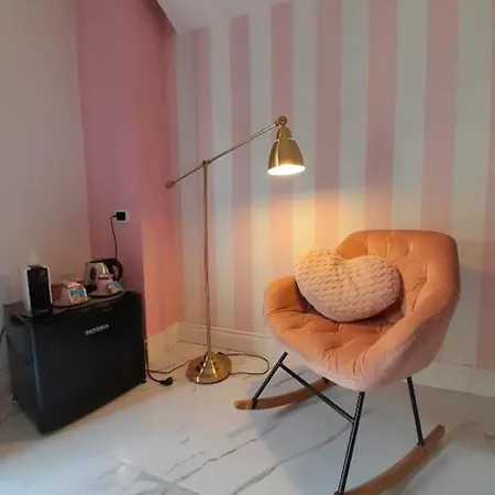 Black Vulcano Suites&studios Affittacamere Napoli