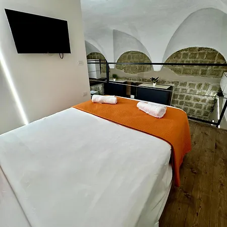 House Antoine * Naples