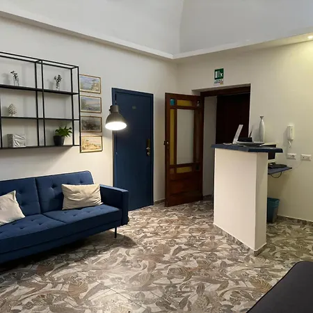 Palazzo Belmosto Bed and Breakfast *