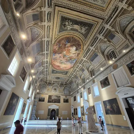 Napoletano Konukevi Napoli