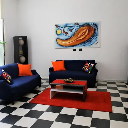 Mb Intera Casa Διαμέρισμα