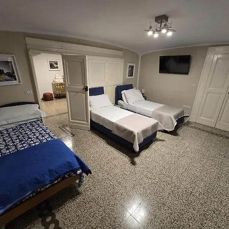 Residenza Don Carlo Apartment Naples