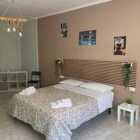 Neapolis Center2 Napoli
