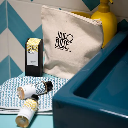 Jallo & Blue Petite