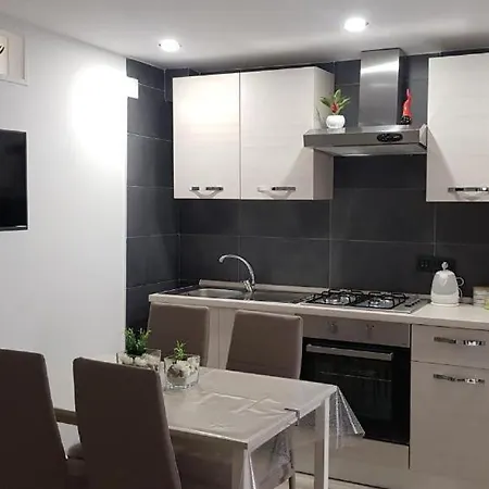 Apartment Ninetta Neapel