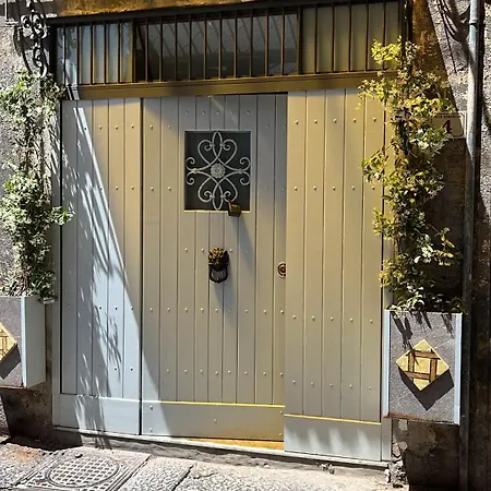 Bed & Breakfast International Garibaldi 3*