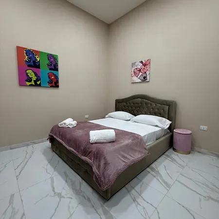 Apartment Valentino Caracciolo 105 Naples