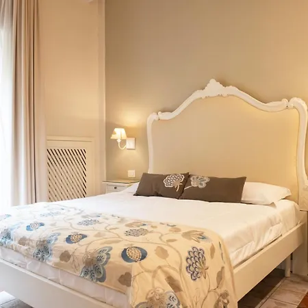 Certosa Oda ve Kahvaltı 2*
