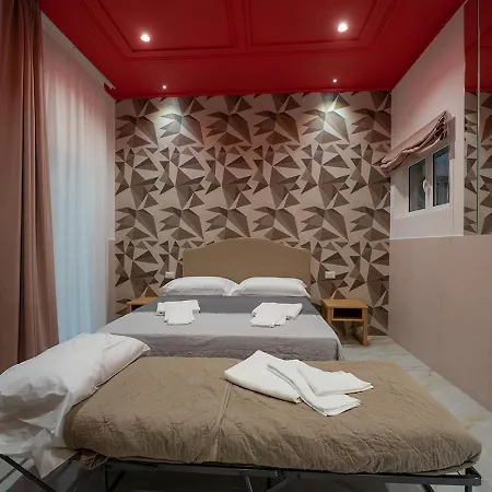P.c. Boutique H. Vesuvius, Centro, By Clapa Group * Nápoles