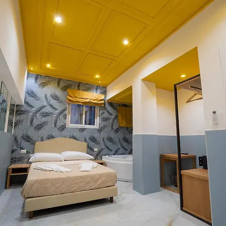Casa de hóspedes P.c. Boutique H. Vesuvius, Centro, By Clapa Group *