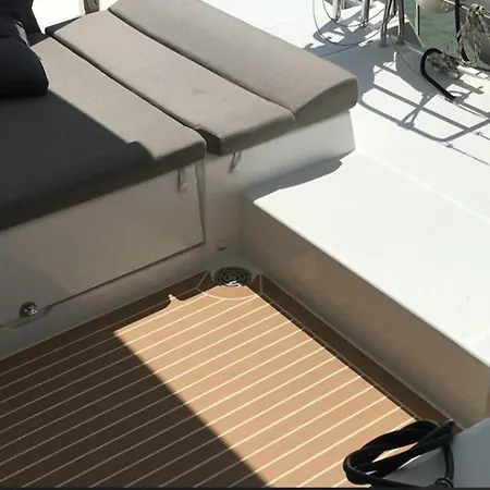 Catamarano Nemo45 * נאפולי