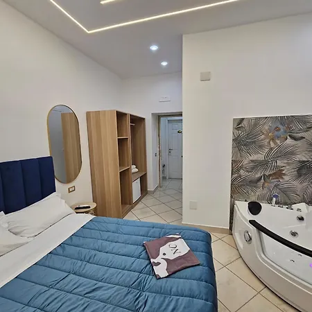 Room&jacuzzi