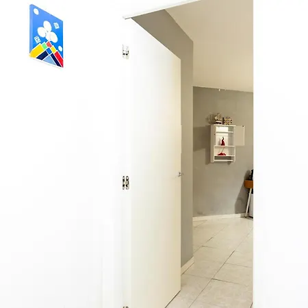 Centro, Dm Naples