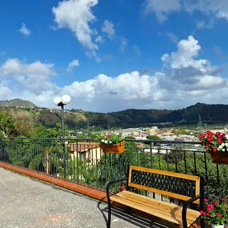 Con Vista Neapel
