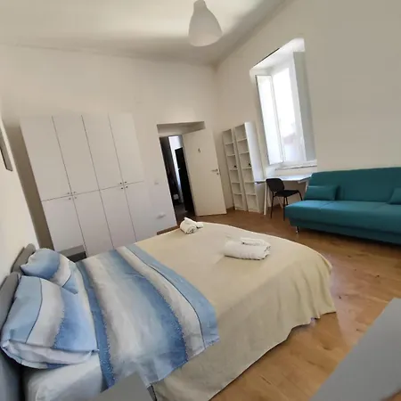 Homestay Luxury House Naples