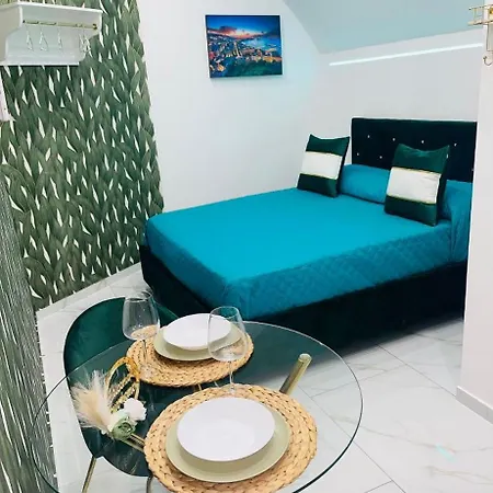 Alex Mary Apartment