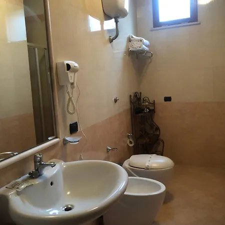 Hotel Serena 3*
