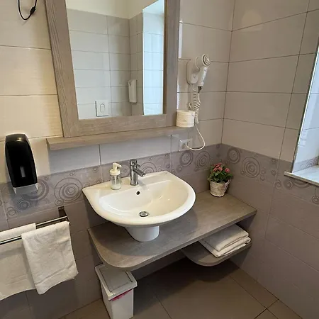 Aereoparking Bed & Breakfast Napoli
