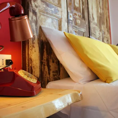 Le Guarattelle House Pulcinella Bed & Breakfast *