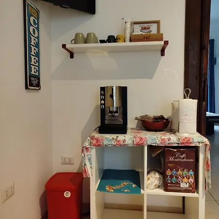 Apartment Forcella House Al Centro Di Naples