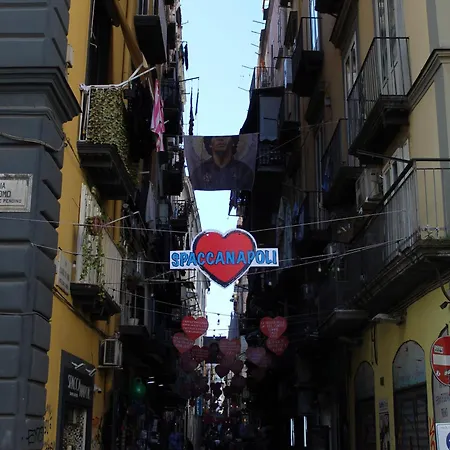 Blackwoody Contemporary - Centro Storico * Naples