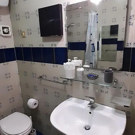 L'atelier Vedi Ai Tuoi Piedi לינה וארוחת בוקר נאפולי