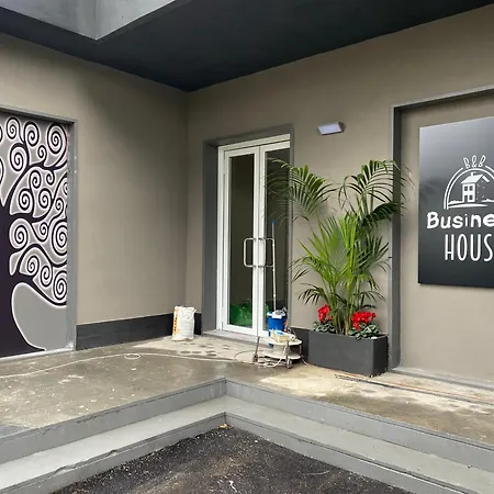 Business House Affittacamere *