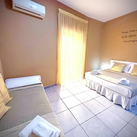 Rianna House Nocleg ze śniadaniem Neapol