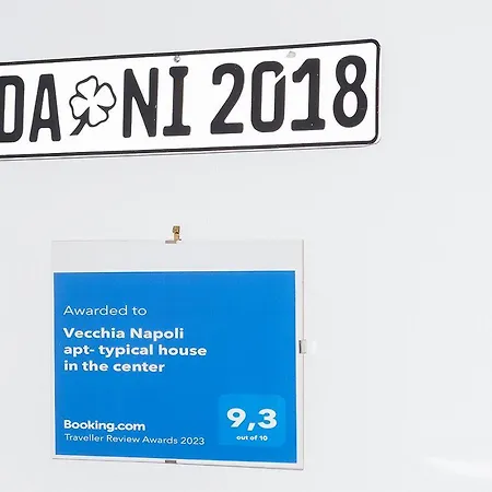 Vecchia 20 * Naples