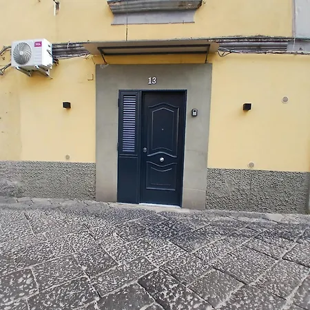 House San Gennaro * Naples