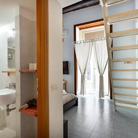 Napoli Napoli Rooms * Νάπολη