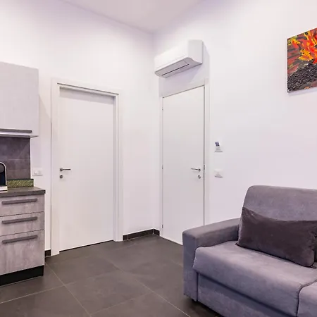 Le Porte Di Partenope Bed & Breakfast