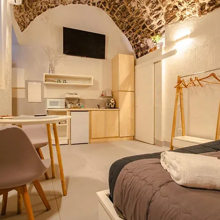 I Gradini Bed & Breakfast *