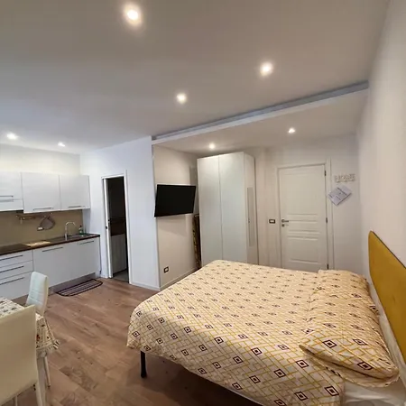 Little House Rione Alto Appartamento