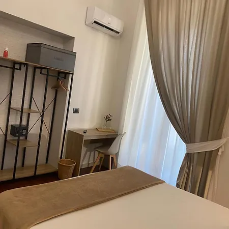 Bed & Breakfast Ar Nel Cuore Di Napoli