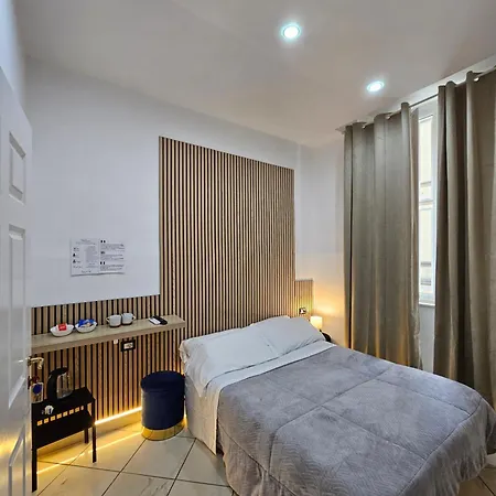 Room&jacuzzi 2* Naples