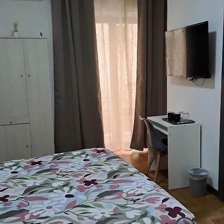 Pensjonat Royal Poerio Neapol