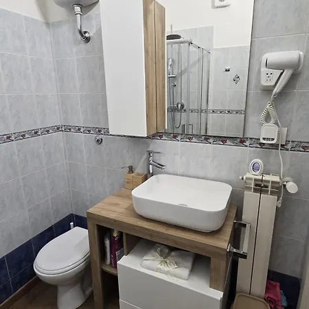 Oikia - Girasole Guest house