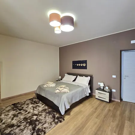 Oikia - Girasole Guest house *