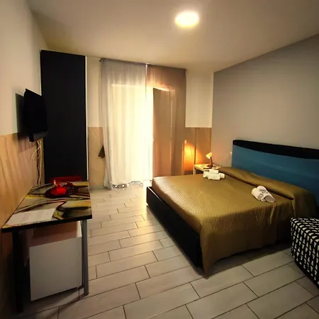 Neapolis Center 2* Napoli