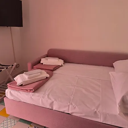 Aparthotel La Dimora Di Parthenope Centro Storico Napoli