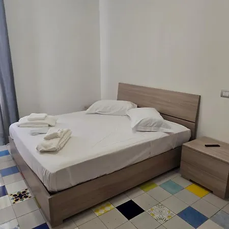 La Dimora Di Parthenope Centro Storico *